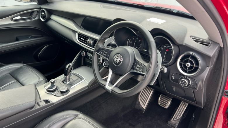 Alfa Romeo Stelvio 2.2 D 210 Speciale 5dr Auto Diesel Estate